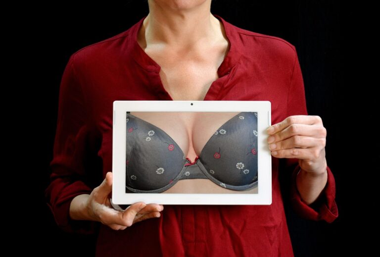 How to Perform a Self-Breast Exam